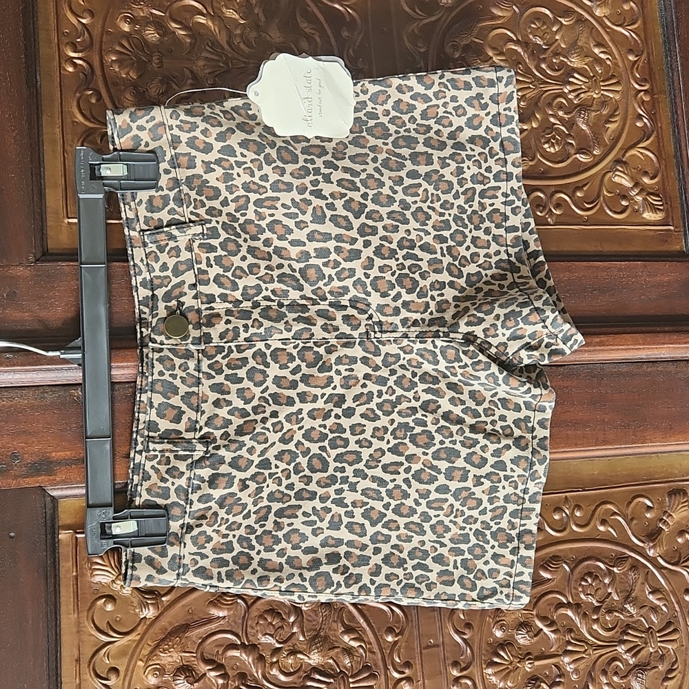 NWT Leopard Jean shorts